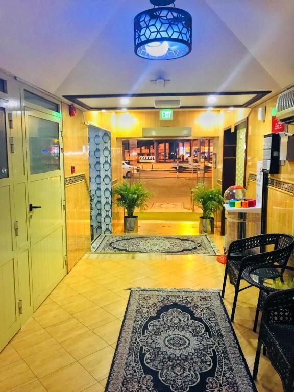 Hala Hotels Apartments Шарджа Экстерьер фото