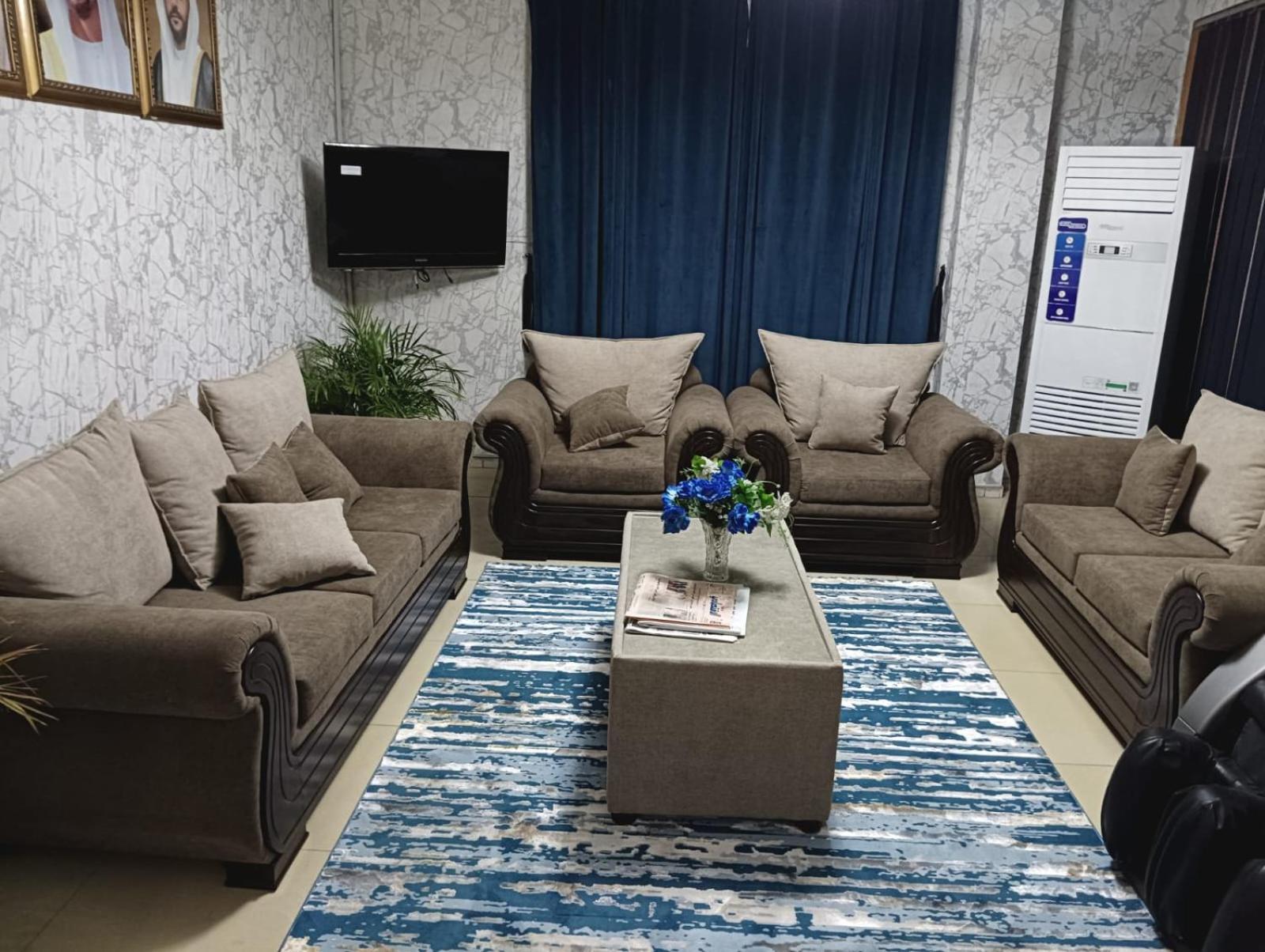 Hala Hotels Apartments Шарджа Экстерьер фото